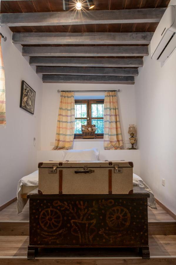 Droshia Traditional Homes, Coco-Mat Full Experience Dhrousha Buitenkant foto